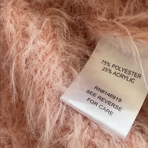 🌸🎀 SUN + MOON Light Pink Fuzzy Cropped Sweater Size L - Picture 6 of 6
